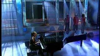 Download lagu Alicia Keys- Fallin' (Live Wetten Dass) mp3