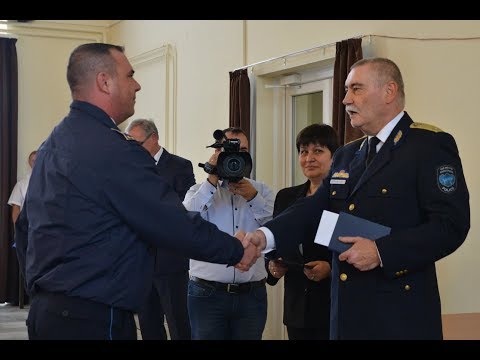 Bátorságért Érdemjel és tárgyjutalmak a rendőrség október 23-i rendezvényén Szombathelyen