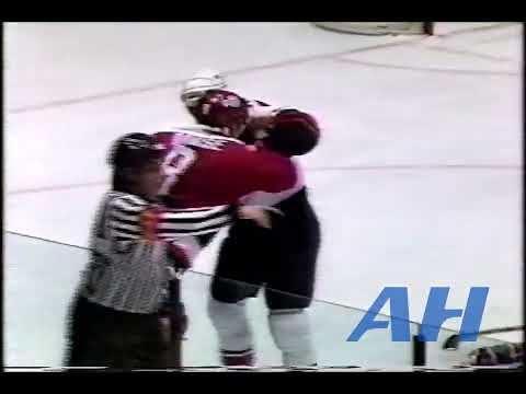 NHL Dec. 5, 1989 Scott Mellanby,PHI v Bob Rouse,WSH Philadelphia Flyers Washington Capitals