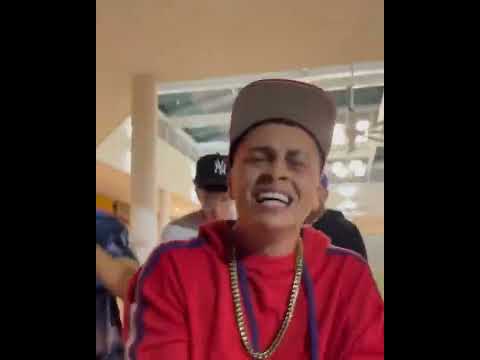 @yosoylaerree Le tira a @tutupr_  (Freemode)