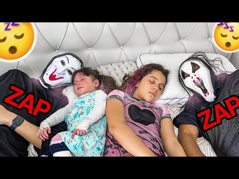 O ZAP E A ZAPA DORMIRAM COM SARAH E ELOAH !!!
