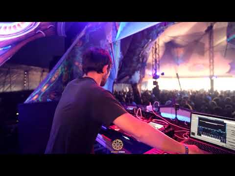 Myrah : Music Never Dies