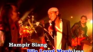Download lagu DIA - WINGS FEAT HATTAN mp3