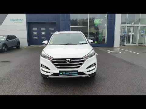 Hyundai Tucson 1.7 D Executive SE - Image 2