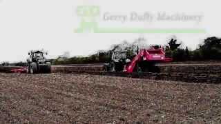preview picture of video 'Sowing Potatoes & DEUTZ FAHR Tractors'