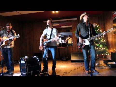 Jordan Thomas & The Bootleggers Performing Hey Ho @ The New Queensway