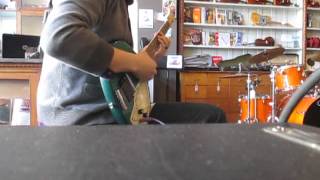 Video thumbnail for Behold! The Baby Sitar in all its glory! by Music Gear World Wide
