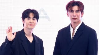 Download lagu บรรยากาศงานเปิดตัว MV Turn Off The Alarm Mew x SUHO ยิ้มอ่อน ซูโฮ ลั่นคิดถึง FC และ มิว mp3