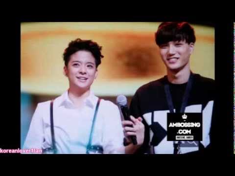140116 KAI&AMBER HOLD HANDS! ♥