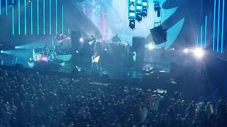 Black Keys - Walk Across the Water - Live
