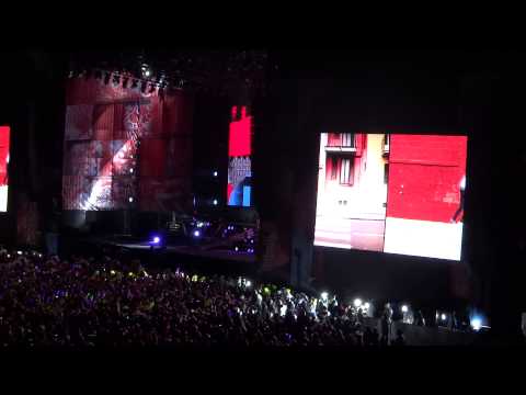 Abertura do show One Direction - 10 de Maio de 2014 - São Paulo. #WWATour