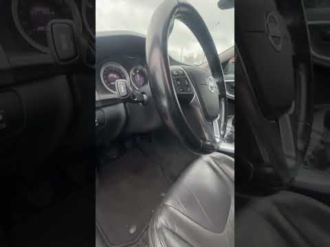 фото volvo v60 i 0