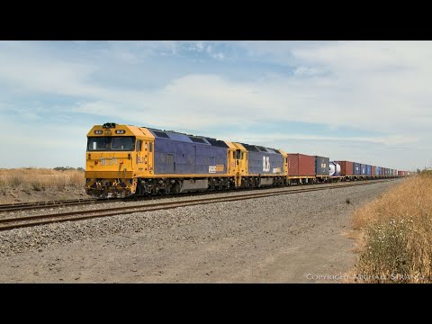 7902V Pacific National Mildura Containers - PoathTV Australian Trains & Railways