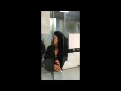 La señora metroporol vs el señor de la combi