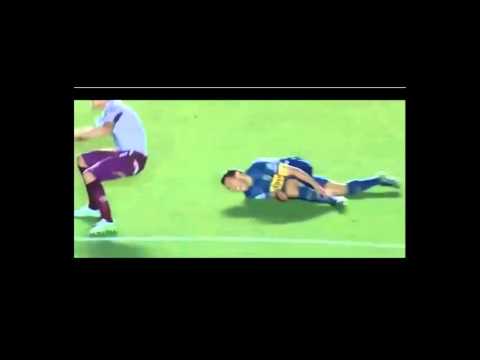 Brutal falta a Carlos Tevez Boca Juniors 2 0 Lanus - Copa Argentina Kicks and Fouls in Football