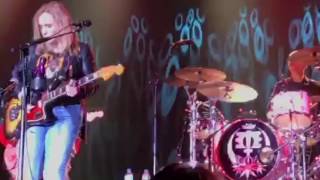 Melissa Etheridge - Respect Yourself - Edgewater Casino, Laughlin NV, May 20, 2017