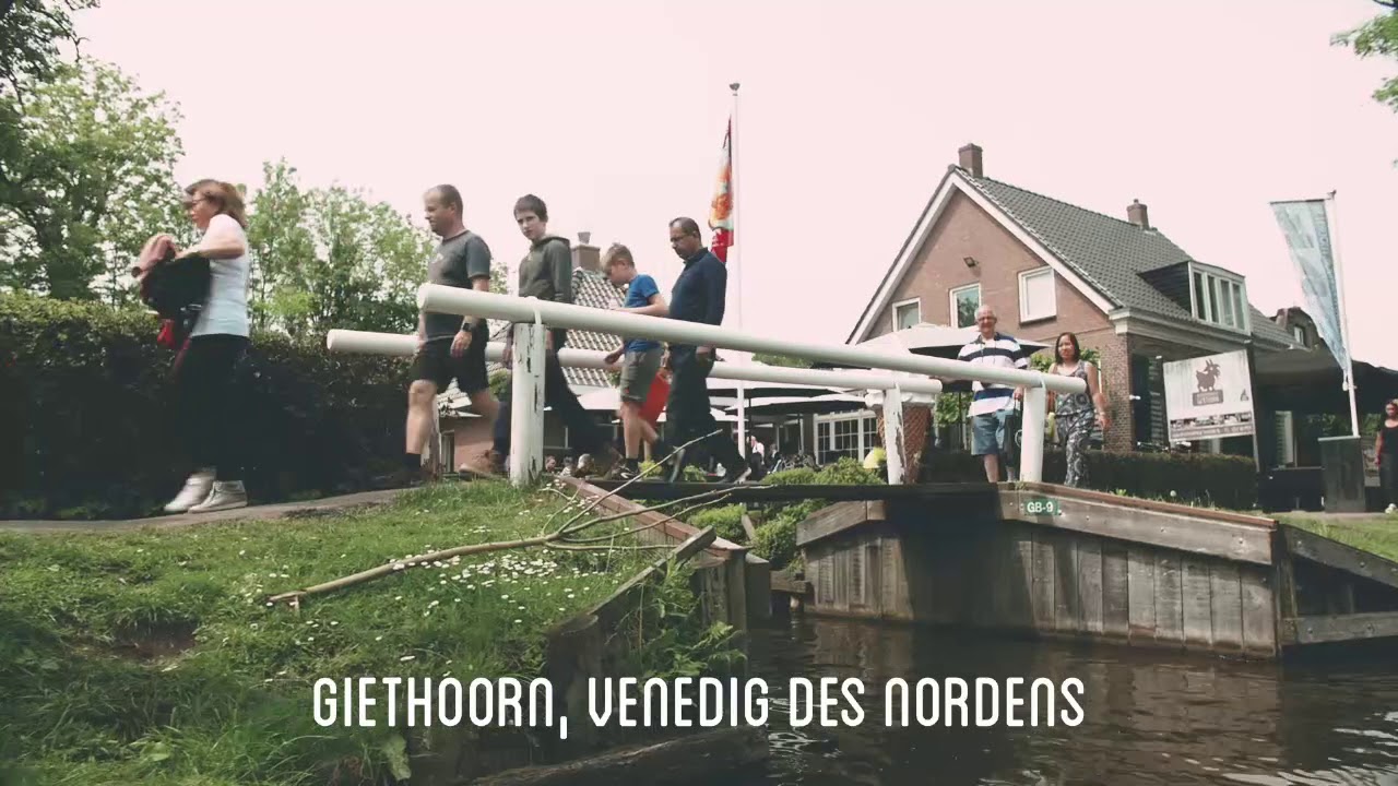 Bootsfahrt durch Giethoorn