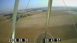 preview picture of video 'Approach and landing at Blois 2008.Microlight GT450'