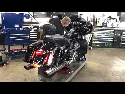 2015 Harley Electra Glide Back Rear Foot Board + Mount Bracket Set