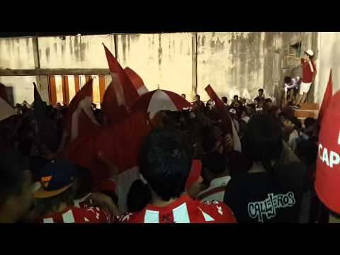 "Los Capangas (Instituto vs Gimnasia de Jujuy)" Barra: Los Capangas &bull; Club: Instituto