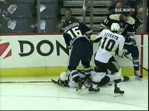 Rick Nash runs over Mark Letestu