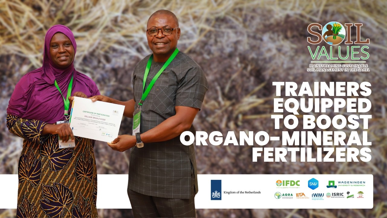 Trainers Equipped to Boost Organo-Mineral Fertilizers