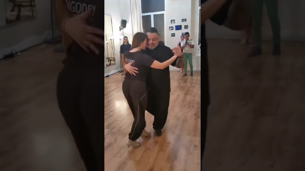 TANGO❤️🇦🇷MILONGA CON Romina Godoy y Leo Ortiz