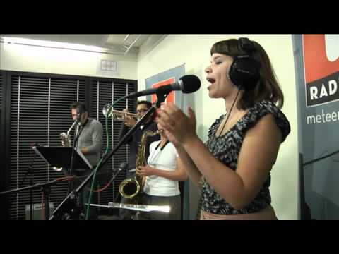 sessie // Lady Linn & Her Magnificent Seven - 'Cry Baby'