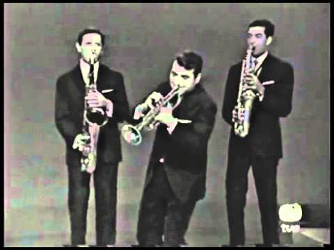 01  Rudy Ventura   La pulga de Tijuana