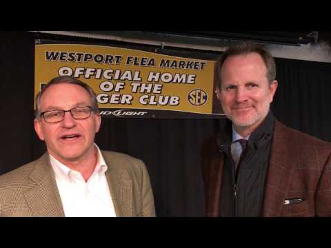 Jon Sundvold Talks with Tiger Club President Mark Fitzpatrick