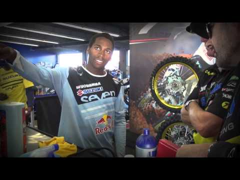 2014 YOSHIMURA SUZUKI FACTORY RACING - DAYTONA SX RACE REPORT