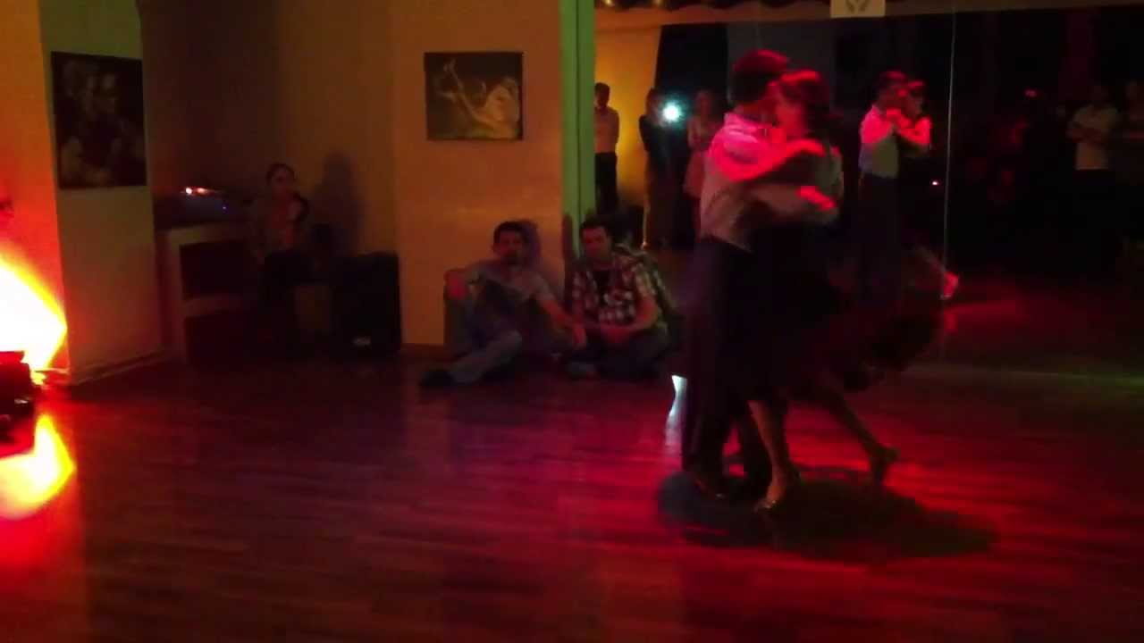 Özlem Savaş & Bora Turgut - Violetas