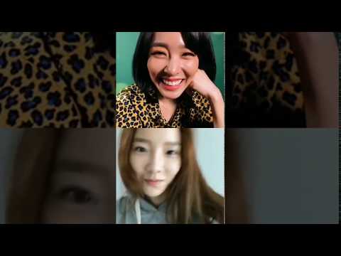 Taeyeon imitating her american girlfriend (Tiffany) on Instagram live