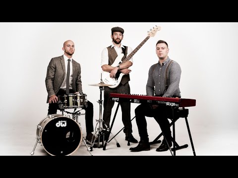 Male Fronted Classic Soul & Modern Pop Function Band for Hire | The Beat Roots