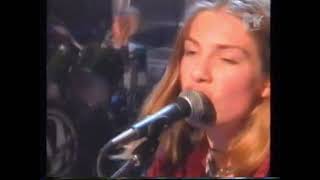 Hanson perform Gimme Some Lovin' and Shake a Tailfeather medley live on The 10 Spot