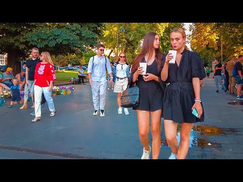 Ukraine Independence Day, Lviv Walking Tour - Evening walk through the city [ 4K HDR - 60 fps ] 2023