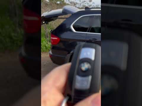 Thumbnail for BMW X5 E70 Hints, Tips and Tricks #4 How to open and close the tailgate with the key fob #shorts by BMW X5 (E70)