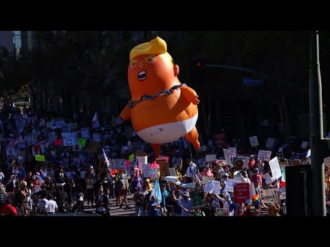 "No Kings": 7 Millionen protestieren in USA gegen Trump - ein Symbol des Widerstands ist der Frosch