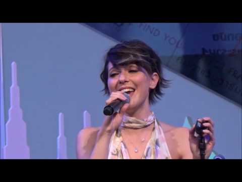 Simona Molinari  Live at Siam Paragon, Bangkok #4