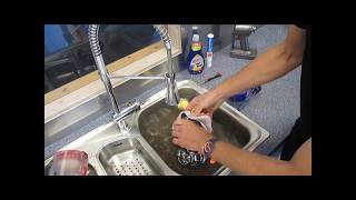 Dyson V7 + V8, Grundreinigung, empfehlenswerte Reinigung 1-2 Mal jährlich, erhält die volle Saukraft