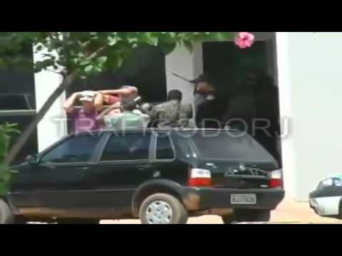 MC Frank, "157 Boladão", videomontagem