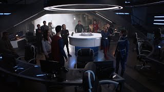 Harbinger Explains Quantum Towers | Crisis On Infinite Earths Part 1 | Supergirl