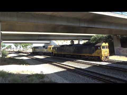 G511 and GML10 on 7145 Freight Forrestfied South