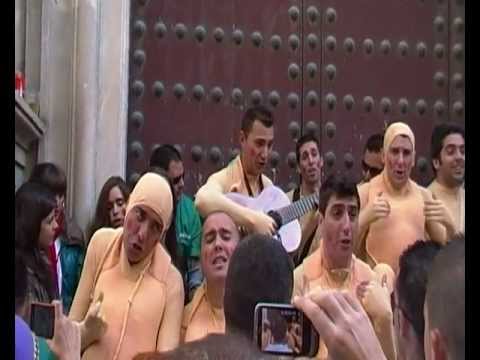 Chirigota "Mejo no salgo" en Torre Tavira - pasodoble "Sé de ti"