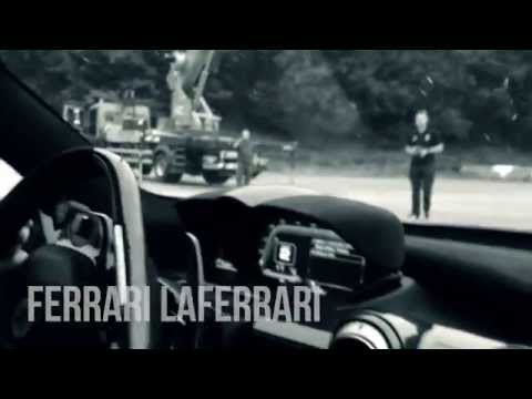 Ferrari LaFerrari destroys a Bugatti Veyron at VMax200 HyperMax!