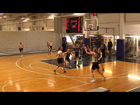 BTSM HNMKY 1 - Helmi Basket IV era