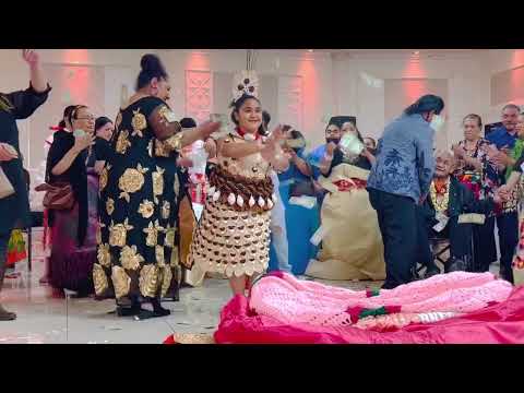 Fatai Holi : 10yrs old dancing to “Hiva e Piutaukae” at Pele 21st birthday….Punake Seini Kaufusi