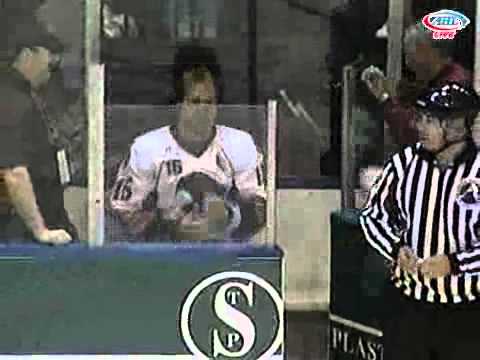 Vladimir Mihalik vs Cody Bass