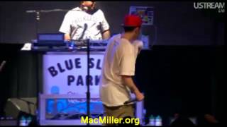 Mac Miller Get Emotional On Stage