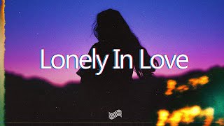 Mimi Webb - Lonely In Love (Lyrics)